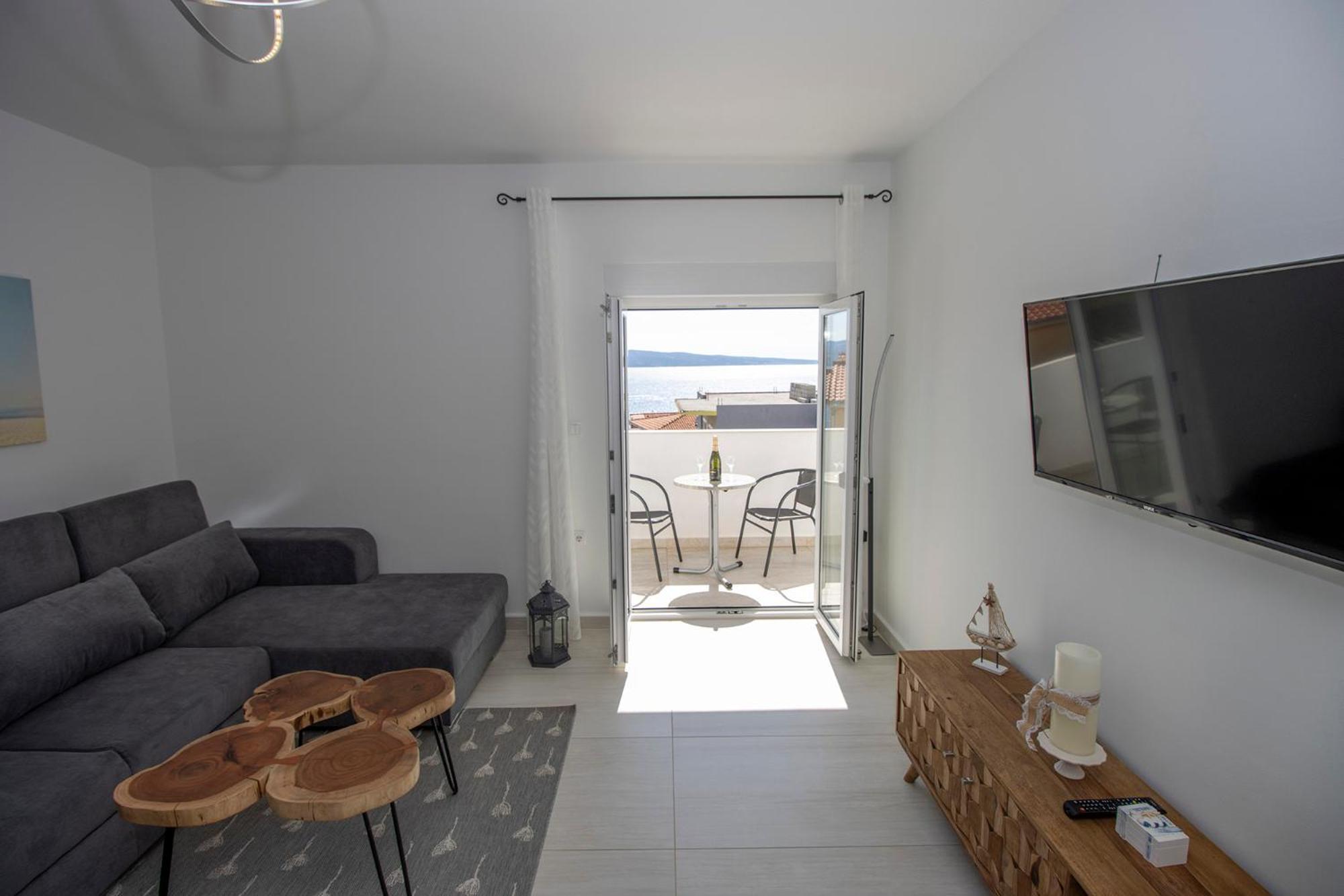 Emmi Nemira Omis Apartment Екстериор снимка